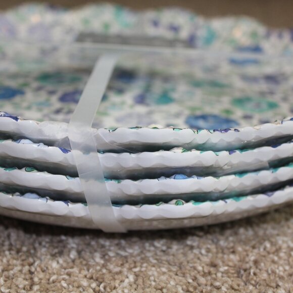 Soho Loft Blue Flower Floral Scalloped Melamine 11" Dinner Plate Set of 4 NWT - Picture 5 of 5